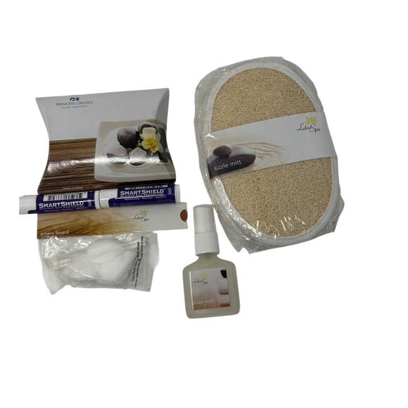 Princess Cruises Toiletry Set Of 7 Room Spray Sizzle Mitt Lip Balm Eye Gel Mask - Picture 2 of 16